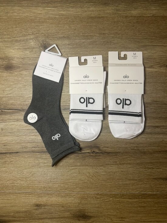 ALO Yoga Accessories - Alo Socks 3 Pairs